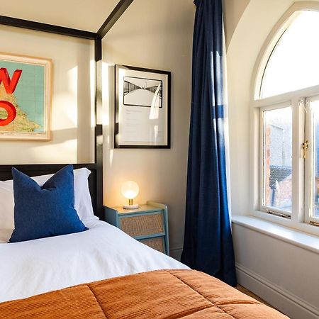 Stylish Seaside Home With King Beds And Parking Scarborough Kültér fotó